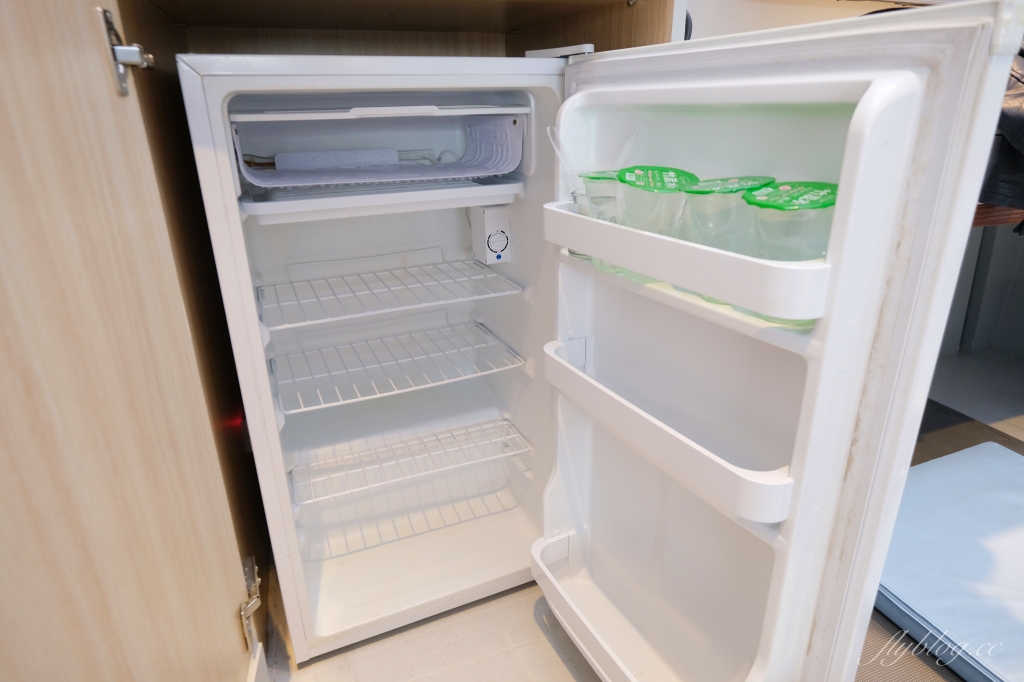 黃色風箏 Yellow Kite｜台南親子民宿推薦，溜滑梯主題套房，還有特約停車場 @飛天璇的口袋