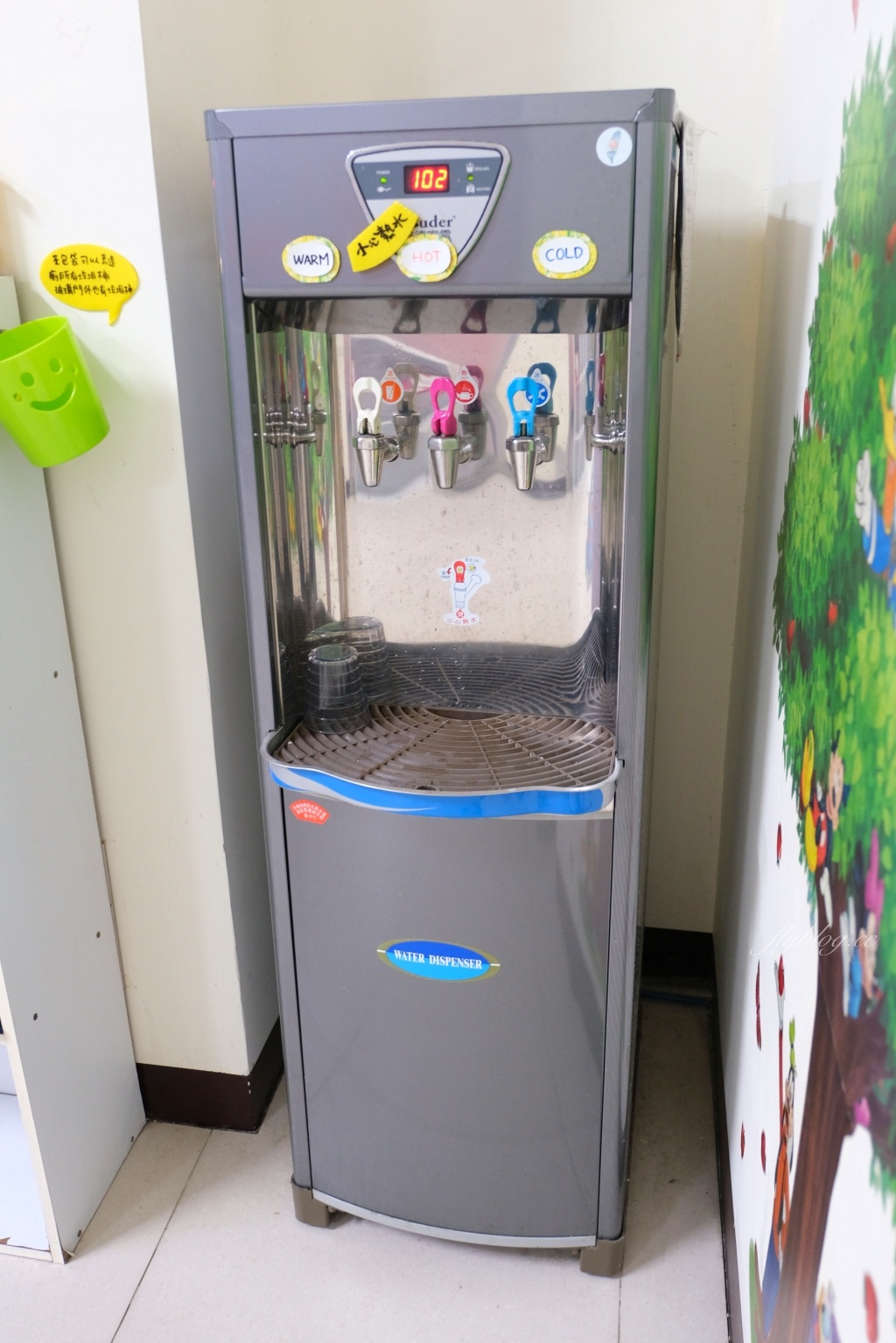 黃色風箏 Yellow Kite｜台南親子民宿推薦，溜滑梯主題套房，還有特約停車場 @飛天璇的口袋