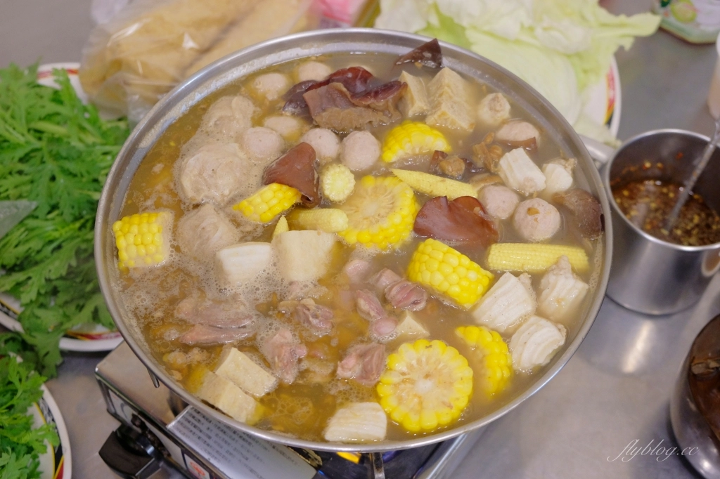 台中龍井｜麥之鄉薑母鴨．東海超人氣薑母鴨店，湯頭溫潤清甜順口 @飛天璇的口袋