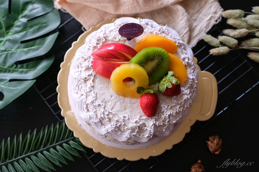 寶才芋泥蛋糕｜純芋頭蛋糕創始店，生日蛋糕滿滿的芋頭內餡 @飛天璇的口袋