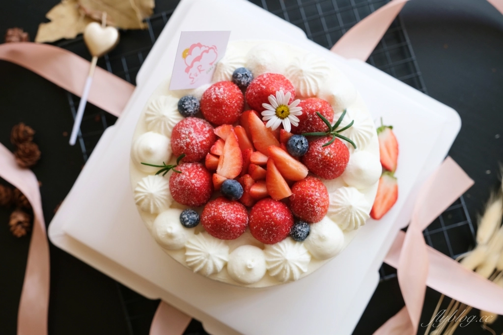 台中潭子｜太陽雨甜點工作室  S&R Cake house，季節限定草莓芒果蛋糕，Google4.9顆星甜點工作室 @飛天璇的口袋