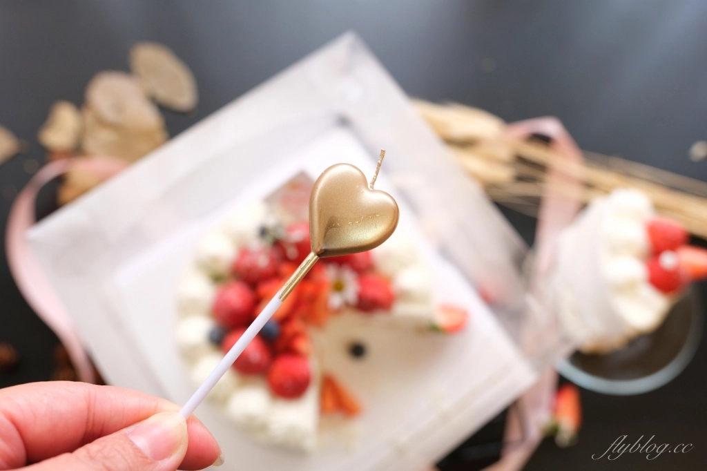 台中潭子｜太陽雨甜點工作室  S&R Cake house，季節限定草莓芒果蛋糕，Google4.9顆星甜點工作室 @飛天璇的口袋