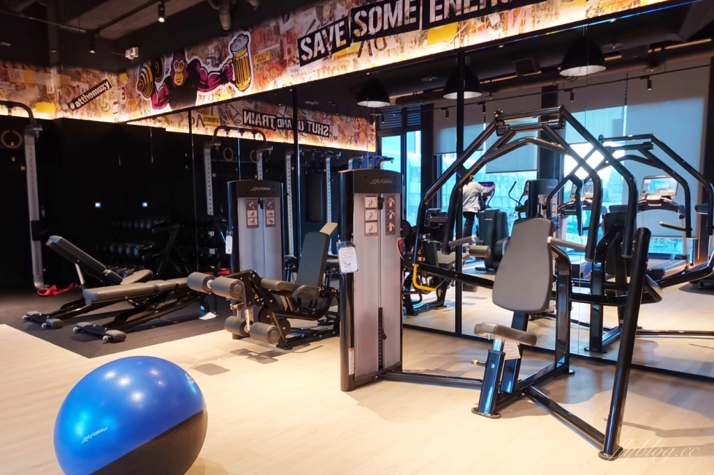 台中南屯｜MOXY豐邑酒店．萬豪集團台中最潮的設計飯店，捷運豐樂公園站步行3分鐘 @飛天璇的口袋