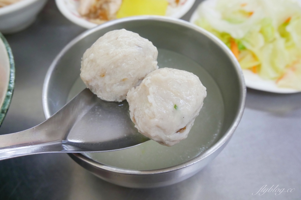 嘉義東區｜丸仔榮小吃店．Google評價4.4顆星，文化夜市巷弄裡的火雞肉飯 @飛天璇的口袋