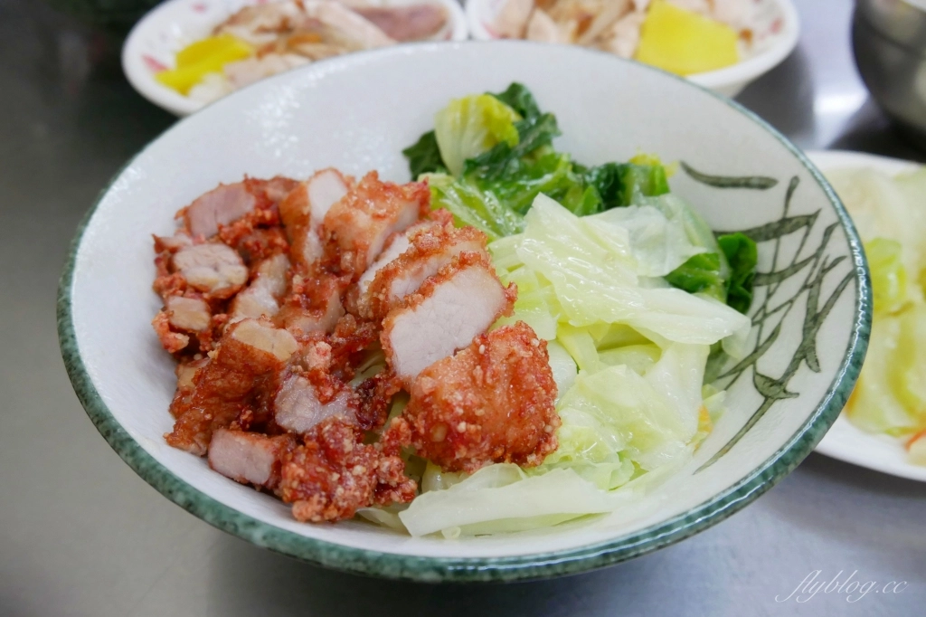 嘉義東區｜丸仔榮小吃店．Google評價4.4顆星，文化夜市巷弄裡的火雞肉飯 @飛天璇的口袋