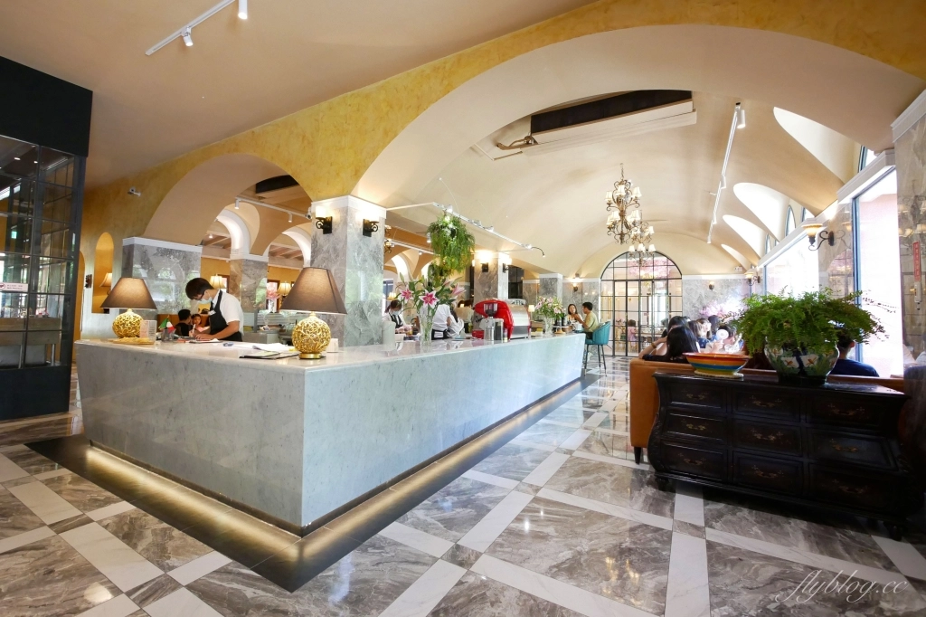 台中南屯｜Bacitali小義大利威尼斯宮．座落於龍富路的歐式花園，台中老字號義大利麵店 @飛天璇的口袋