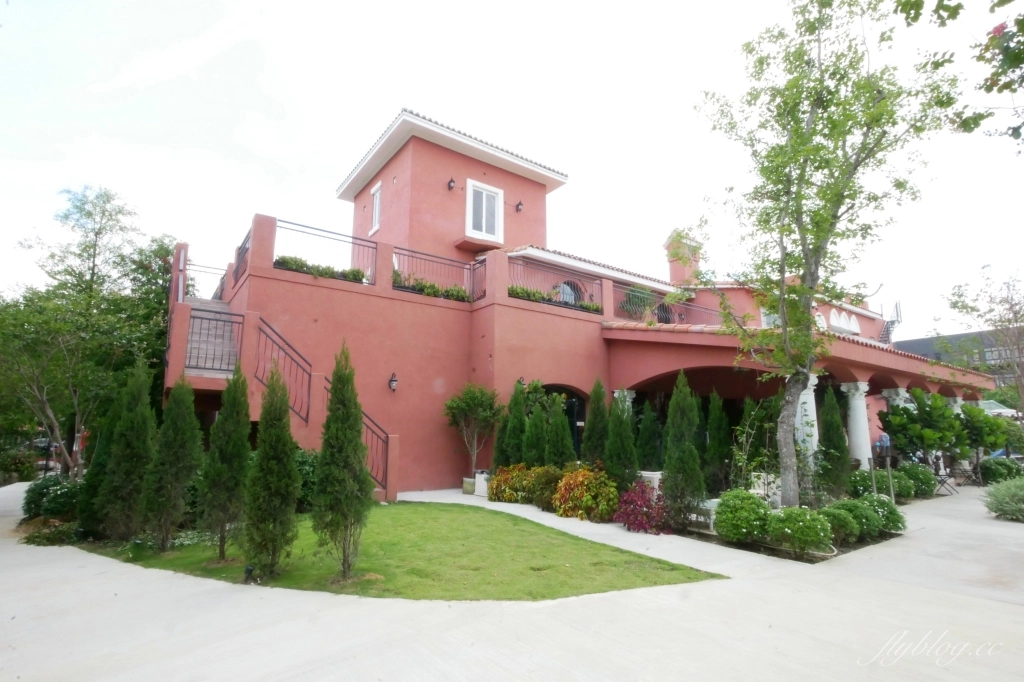 台中南屯｜Bacitali小義大利威尼斯宮．座落於龍富路的歐式花園，台中老字號義大利麵店 @飛天璇的口袋