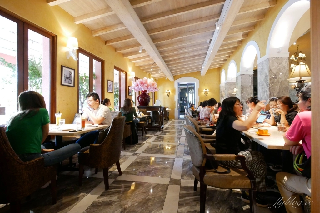 台中南屯｜Bacitali小義大利威尼斯宮．座落於龍富路的歐式花園，台中老字號義大利麵店 @飛天璇的口袋