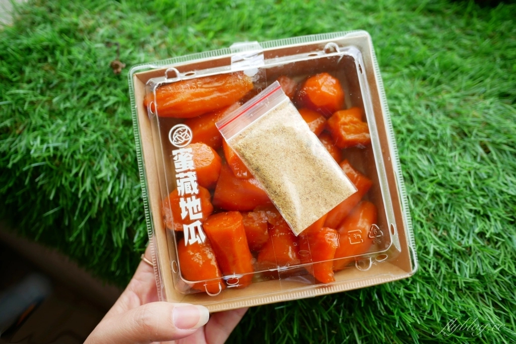 台中中區｜蜜藏地瓜，台中第二市場人氣美食，懷念的古早味小吃蜜地瓜 @飛天璇的口袋