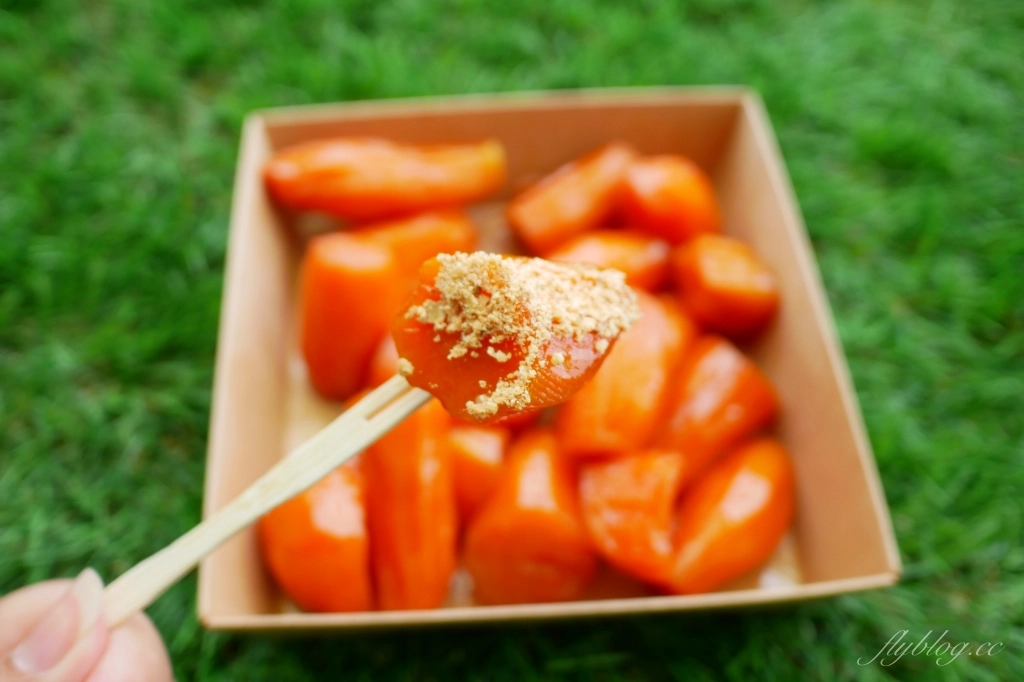 台中中區｜蜜藏地瓜，台中第二市場人氣美食，懷念的古早味小吃蜜地瓜 @飛天璇的口袋