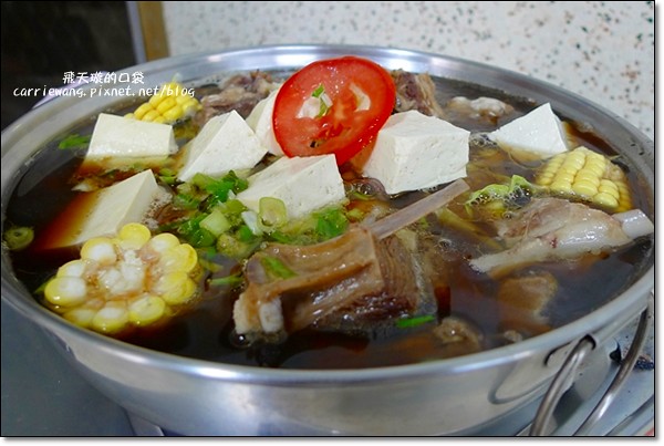 霧峰老牌羊肉｜食尚玩家報導，霧峰人氣羊肉爐，還有小吃快炒類 @飛天璇的口袋