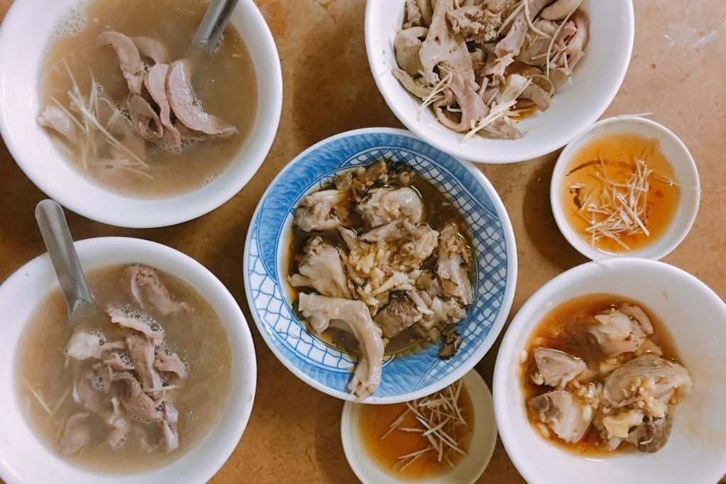 台南中西｜阿明豬心冬粉．保安路最超人氣美食，老闆超強記憶力讓人難忘 @飛天璇的口袋