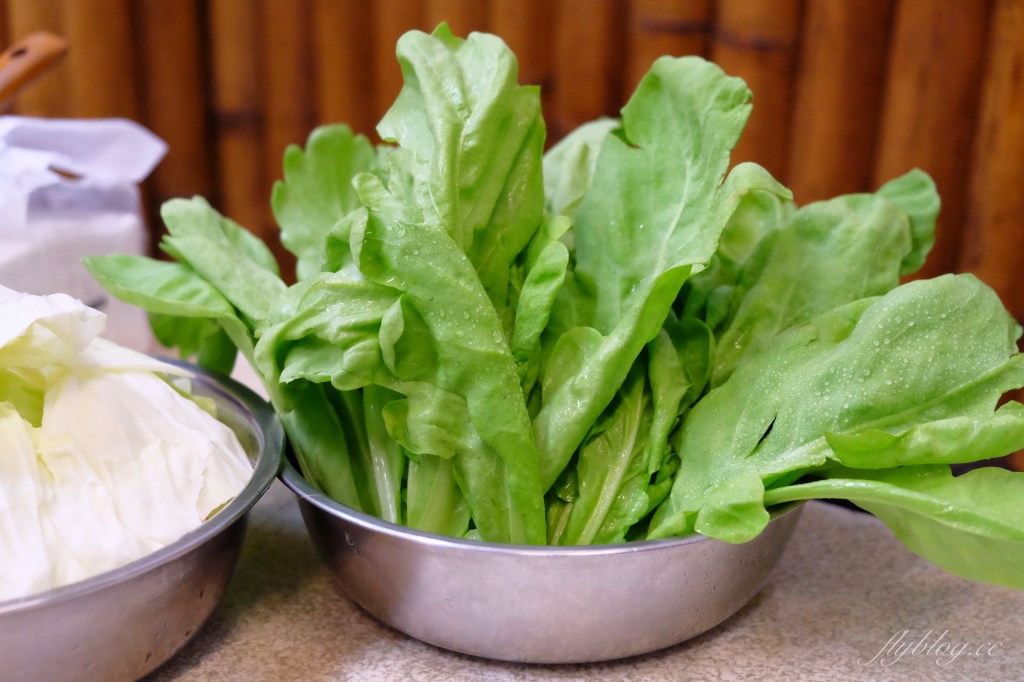 冠鴻羊雞城｜堅持使用炭火的好味道，還有古早味的魷魚螺肉蒜 @飛天璇的口袋