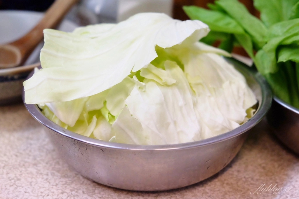 冠鴻羊雞城|堅持使用炭火的好味道,還有古早味的魷魚螺肉蒜 @飛天璇的口袋 冠鴻羊雞城|堅持使用炭火的好味道,還有古早味的魷魚螺肉蒜 @飛天璇的口袋