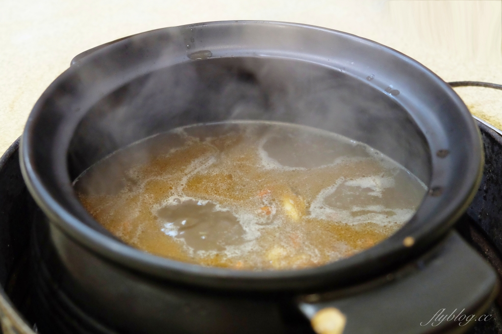 冠鴻羊雞城|堅持使用炭火的好味道,還有古早味的魷魚螺肉蒜 @飛天璇的口袋 冠鴻羊雞城|堅持使用炭火的好味道,還有古早味的魷魚螺肉蒜 @飛天璇的口袋