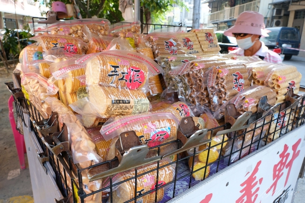 嘉義西區｜福義軒總店：嘉義熱銷的傳奇名店，蛋捲要外面攤子才買得到 @飛天璇的口袋