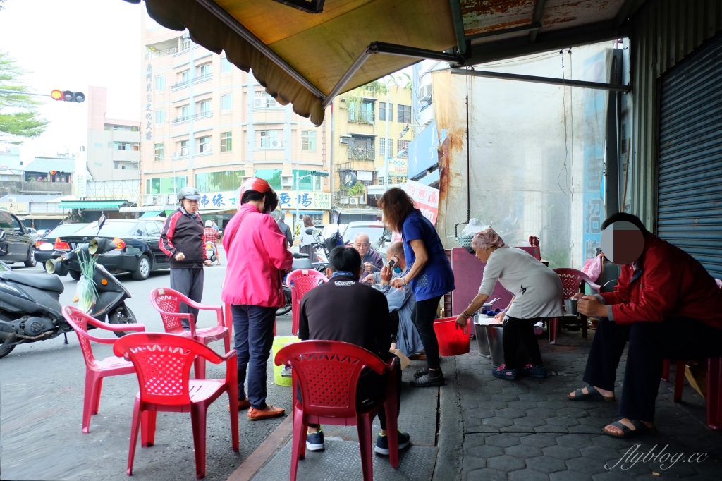 嘉義東區|包氏炭燒杏仁茶.嘉義南門圓環旁80年老攤,早餐杏仁茶加油條的古早味 @飛天璇的口袋 嘉義東區|包氏炭燒杏仁茶.嘉義南門圓環旁80年老攤,早餐杏仁茶加油條的古早味 @飛天璇的口袋