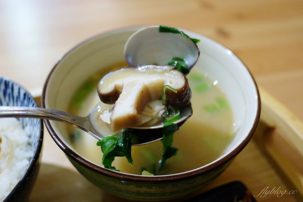 【台中北屯】果樹咖啡：北屯溫馨早午餐店推薦，結合服飾、小物和餐廳複合式經營 @飛天璇的口袋