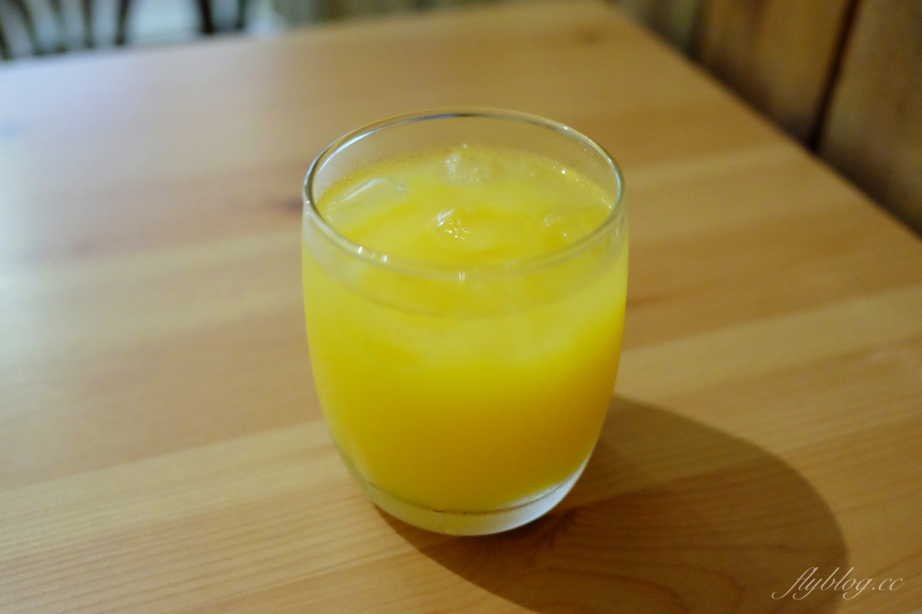 【台中北屯】果樹咖啡：北屯溫馨早午餐店推薦，結合服飾、小物和餐廳複合式經營 @飛天璇的口袋