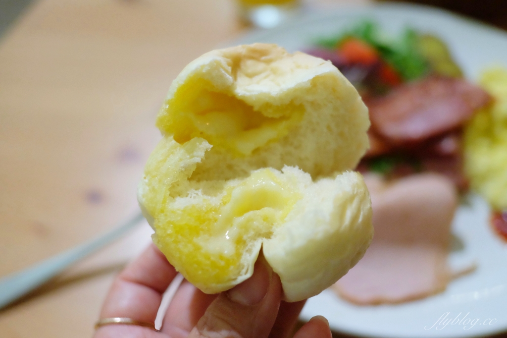 【台中北屯】果樹咖啡：北屯溫馨早午餐店推薦，結合服飾、小物和餐廳複合式經營 @飛天璇的口袋