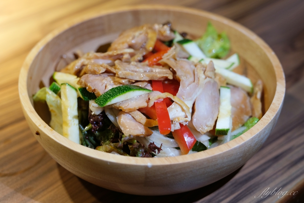 台中西屯｜大股熟成燒肉專門．全台首創清酒投幣機的燒肉店，專人桌邊代烤的奢華享受 @飛天璇的口袋