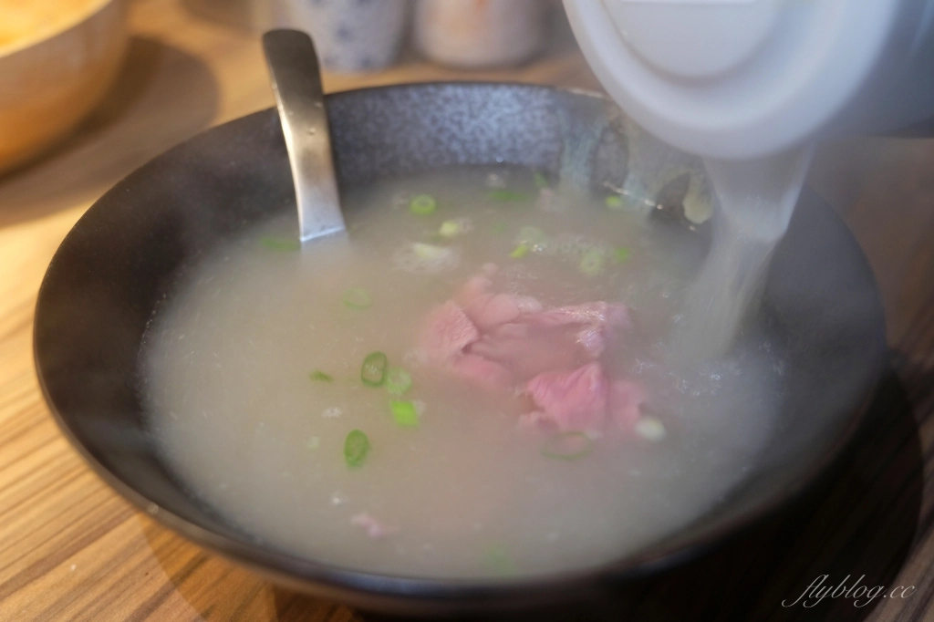 台中西屯｜大股熟成燒肉專門．全台首創清酒投幣機的燒肉店，專人桌邊代烤的奢華享受 @飛天璇的口袋