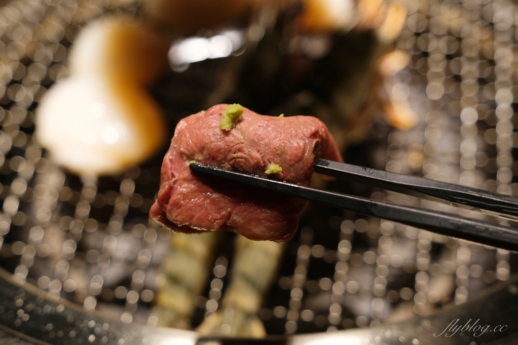 台中西屯｜大股熟成燒肉專門．全台首創清酒投幣機的燒肉店，專人桌邊代烤的奢華享受 @飛天璇的口袋