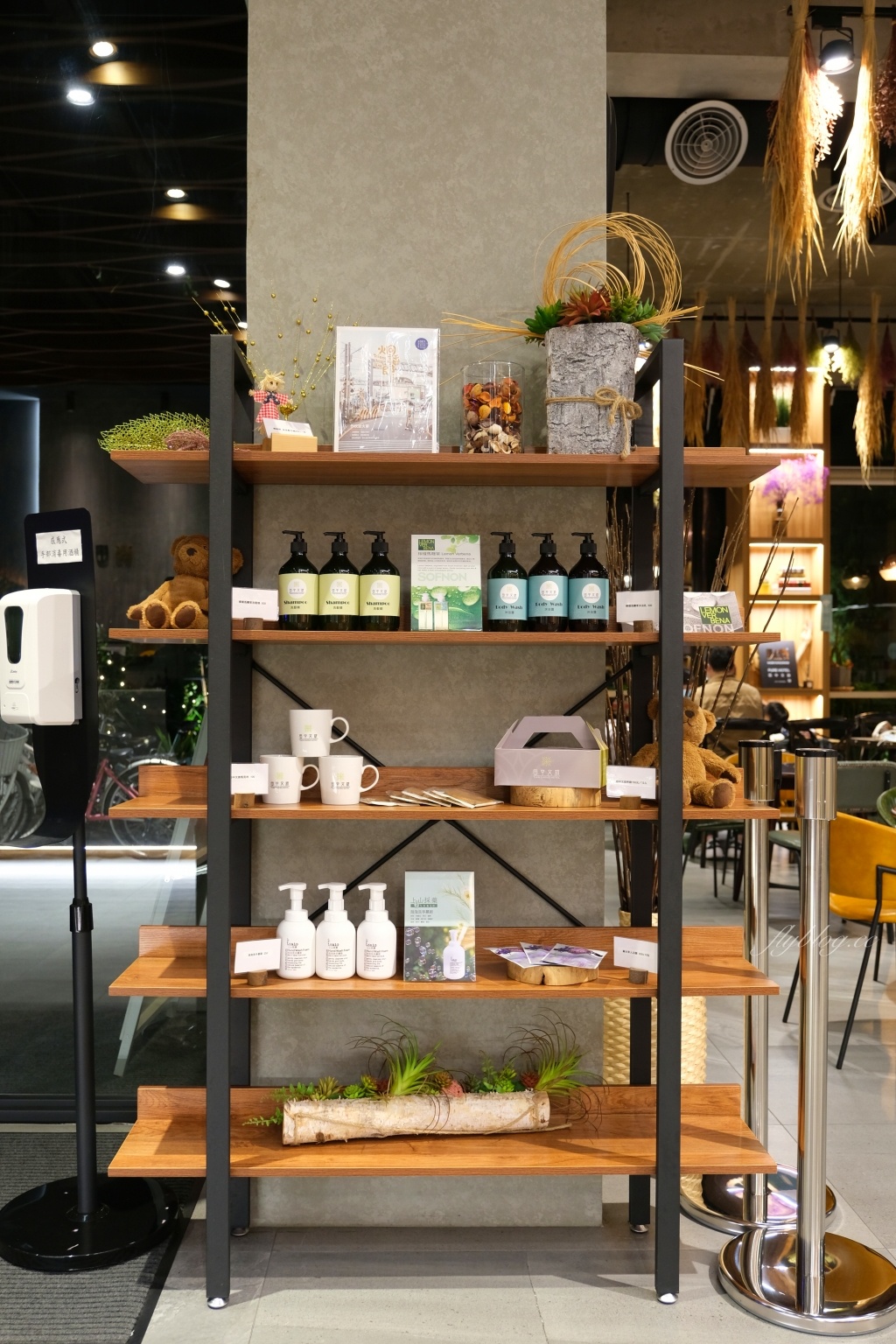 【彰化田中】田中文旅，田中火車站步行三分鐘，晚上還有免費宵夜和泡麵 @飛天璇的口袋