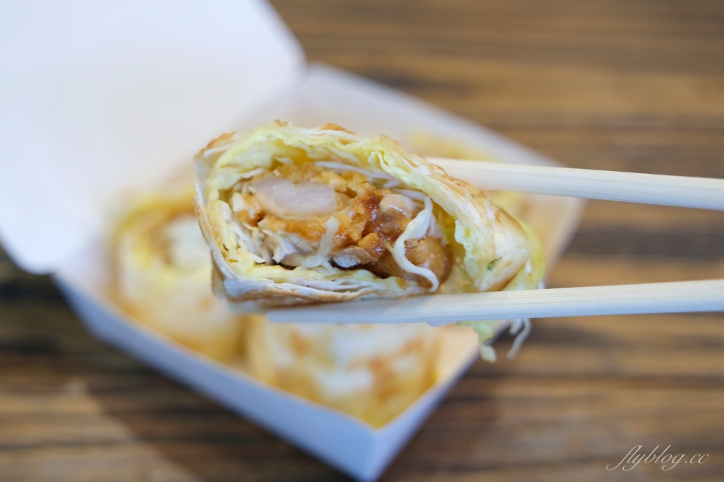 台北中正｜OnlyToast偷吃吐司專賣店．南機場總店，韓風吐司連鎖專賣店，冬季限定草莓吐司上市 @飛天璇的口袋