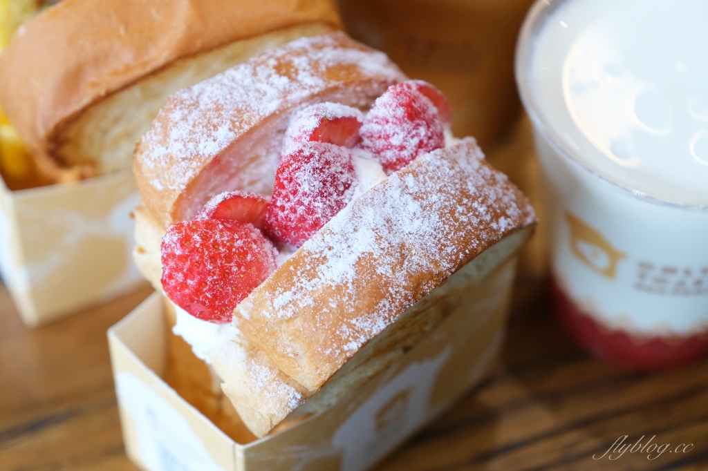 台北中正｜OnlyToast偷吃吐司專賣店．南機場總店，韓風吐司連鎖專賣店，冬季限定草莓吐司上市 @飛天璇的口袋