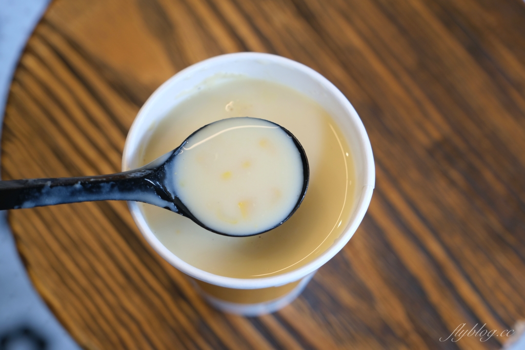 台北中正｜OnlyToast偷吃吐司專賣店．南機場總店，韓風吐司連鎖專賣店，冬季限定草莓吐司上市 @飛天璇的口袋