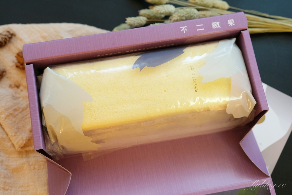 不二緻果｜芋頭控必吃的不二緻果真芋頭蛋糕，高雄80年老字號的人氣品牌 @飛天璇的口袋