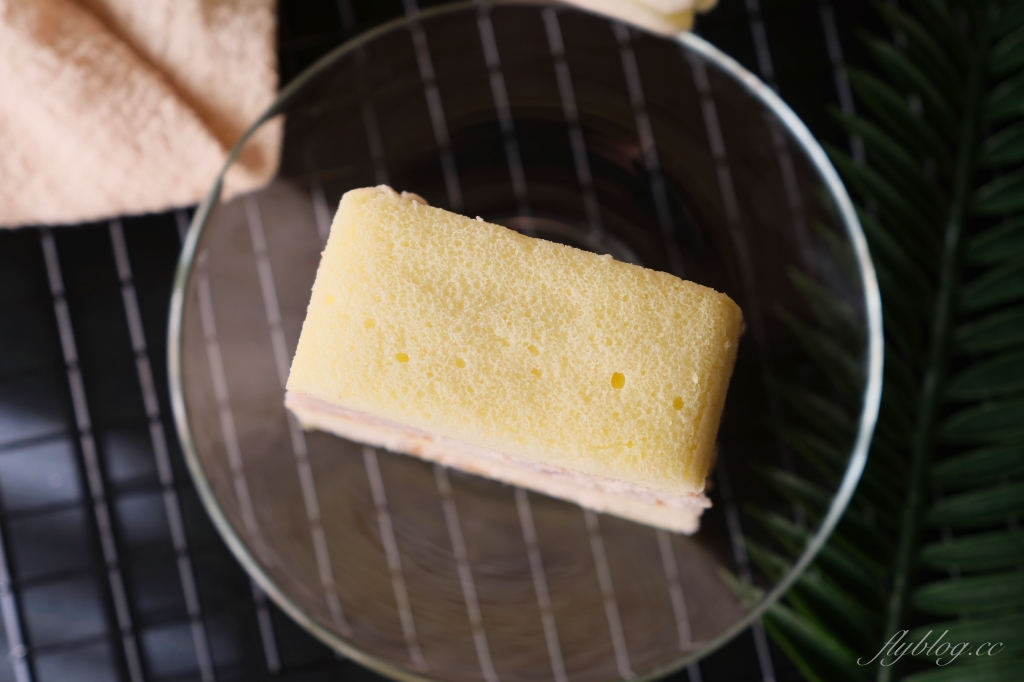 不二緻果｜芋頭控必吃的不二緻果真芋頭蛋糕，高雄80年老字號的人氣品牌 @飛天璇的口袋