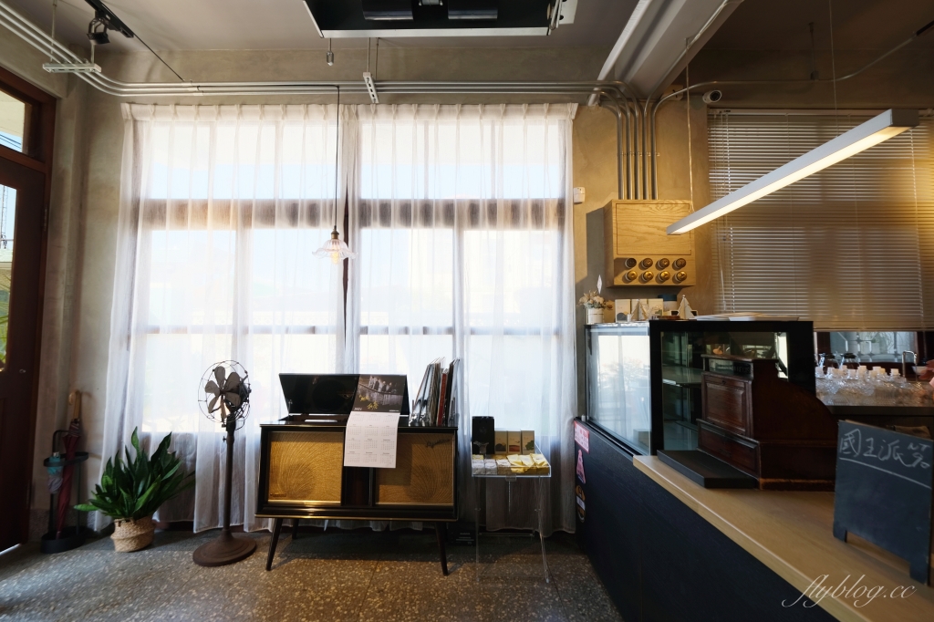 嘉義東區｜起風：嘉義充滿韻味的老宅甜點店，二樓榻榻米區是網美最愛 @飛天璇的口袋