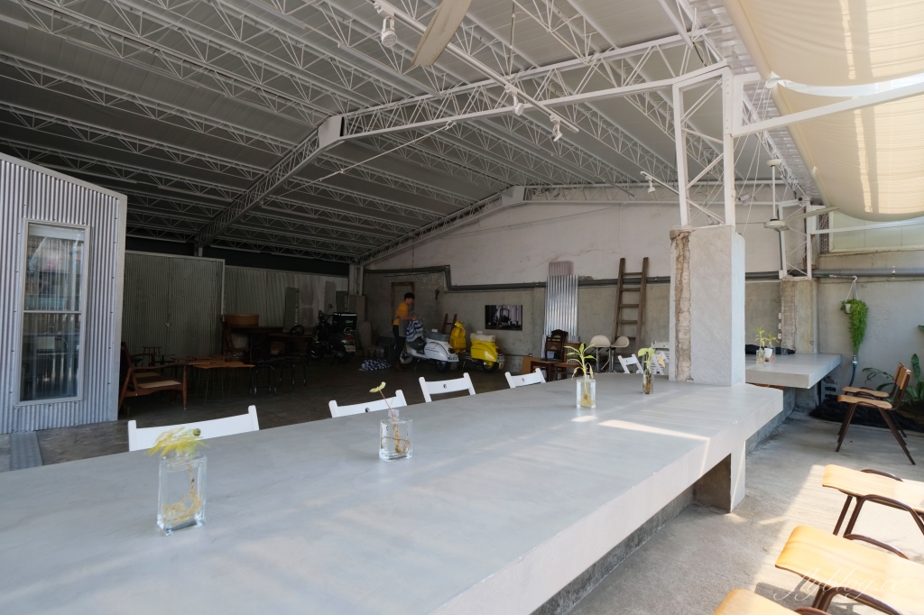 嘉義東區｜起風：嘉義充滿韻味的老宅甜點店，二樓榻榻米區是網美最愛 @飛天璇的口袋