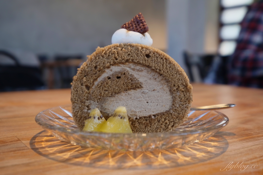 嘉義東區｜起風：嘉義充滿韻味的老宅甜點店，二樓榻榻米區是網美最愛 @飛天璇的口袋