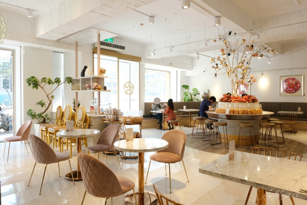 嘉義西區｜壺豆花．像甜點店一樣美的豆花店，IG網美熱門打卡景點 @飛天璇的口袋