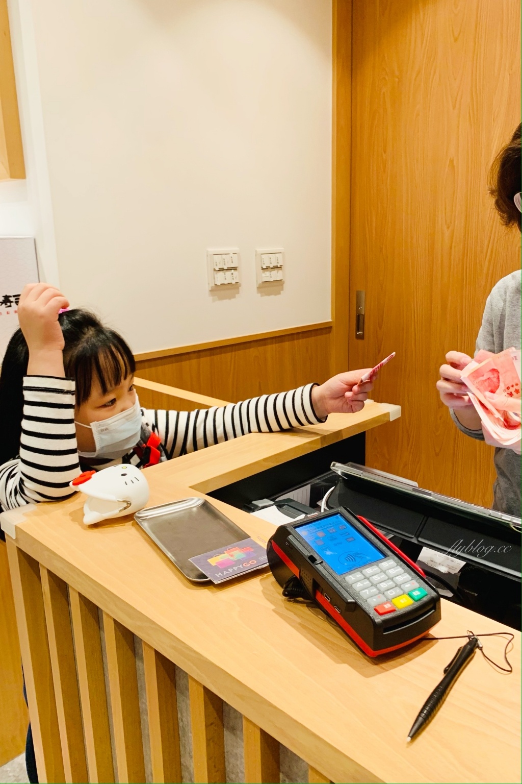 【台中西屯】合點壽司 台中店，來自日本六大迴轉壽司品牌，合點壽司進駐台中大遠百 @飛天璇的口袋