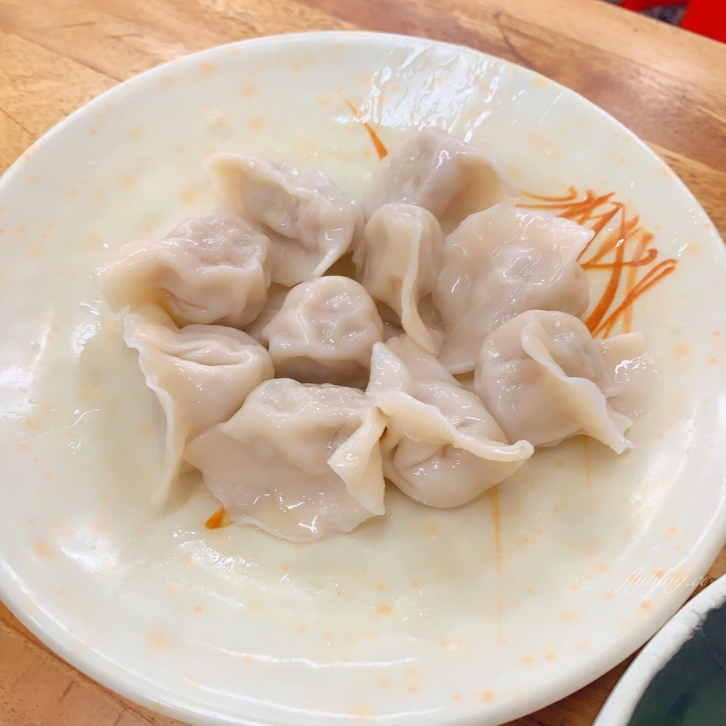 台中北屯｜老向的店．北平路最超人氣麵食店，必吃清蒸鴨腿麵開門就完售 @飛天璇的口袋