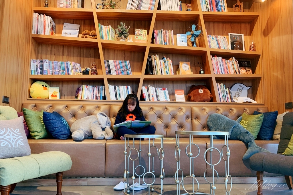 【彰化田中】田中文旅，田中火車站步行三分鐘，晚上還有免費宵夜和泡麵 @飛天璇的口袋