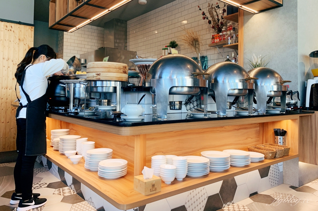 【彰化田中】田中文旅，田中火車站步行三分鐘，晚上還有免費宵夜和泡麵 @飛天璇的口袋