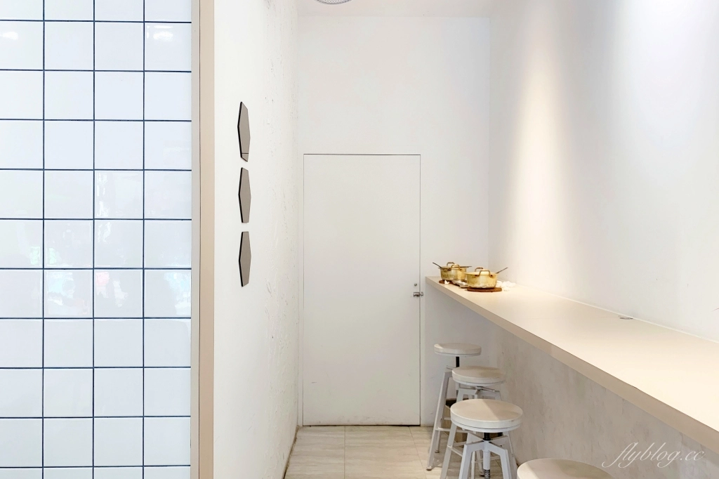 懂滋咚吃韓風早午餐｜充滿韓風的漂亮簡約，中國醫藥大學商圈美食 @飛天璇的口袋