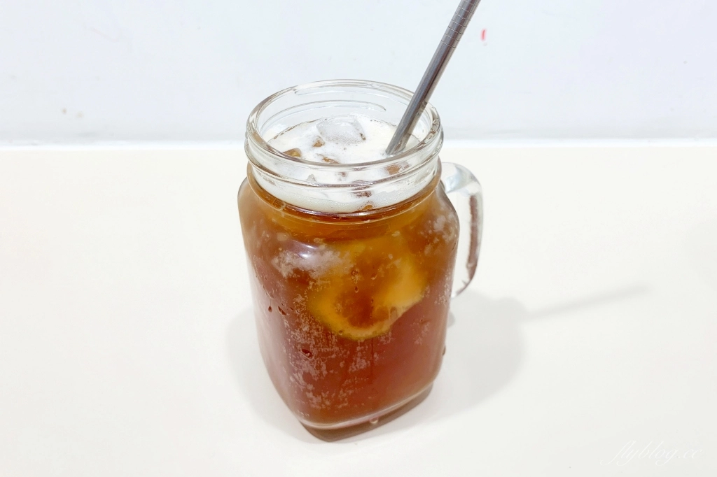 懂滋咚吃韓風早午餐｜充滿韓風的漂亮簡約，中國醫藥大學商圈美食 @飛天璇的口袋