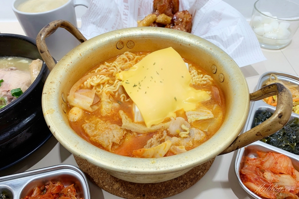 懂滋咚吃韓風早午餐｜充滿韓風的漂亮簡約，中國醫藥大學商圈美食 @飛天璇的口袋