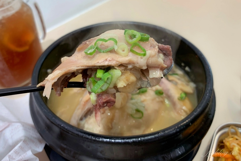 懂滋咚吃韓風早午餐｜充滿韓風的漂亮簡約，中國醫藥大學商圈美食 @飛天璇的口袋