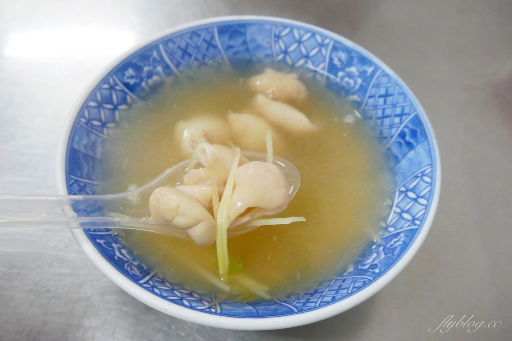 台中清水｜榮米糕，網友推薦清水在地人都吃這間，早起的鳥兒才吃得到 @飛天璇的口袋