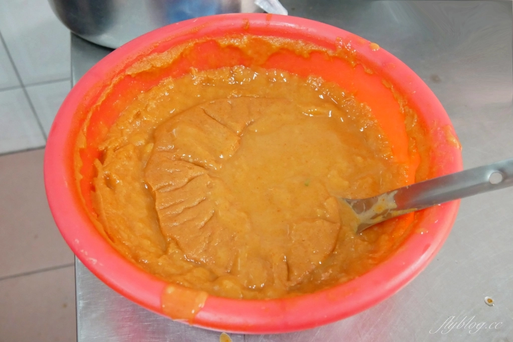 台中清水｜榮米糕，網友推薦清水在地人都吃這間，早起的鳥兒才吃得到 @飛天璇的口袋