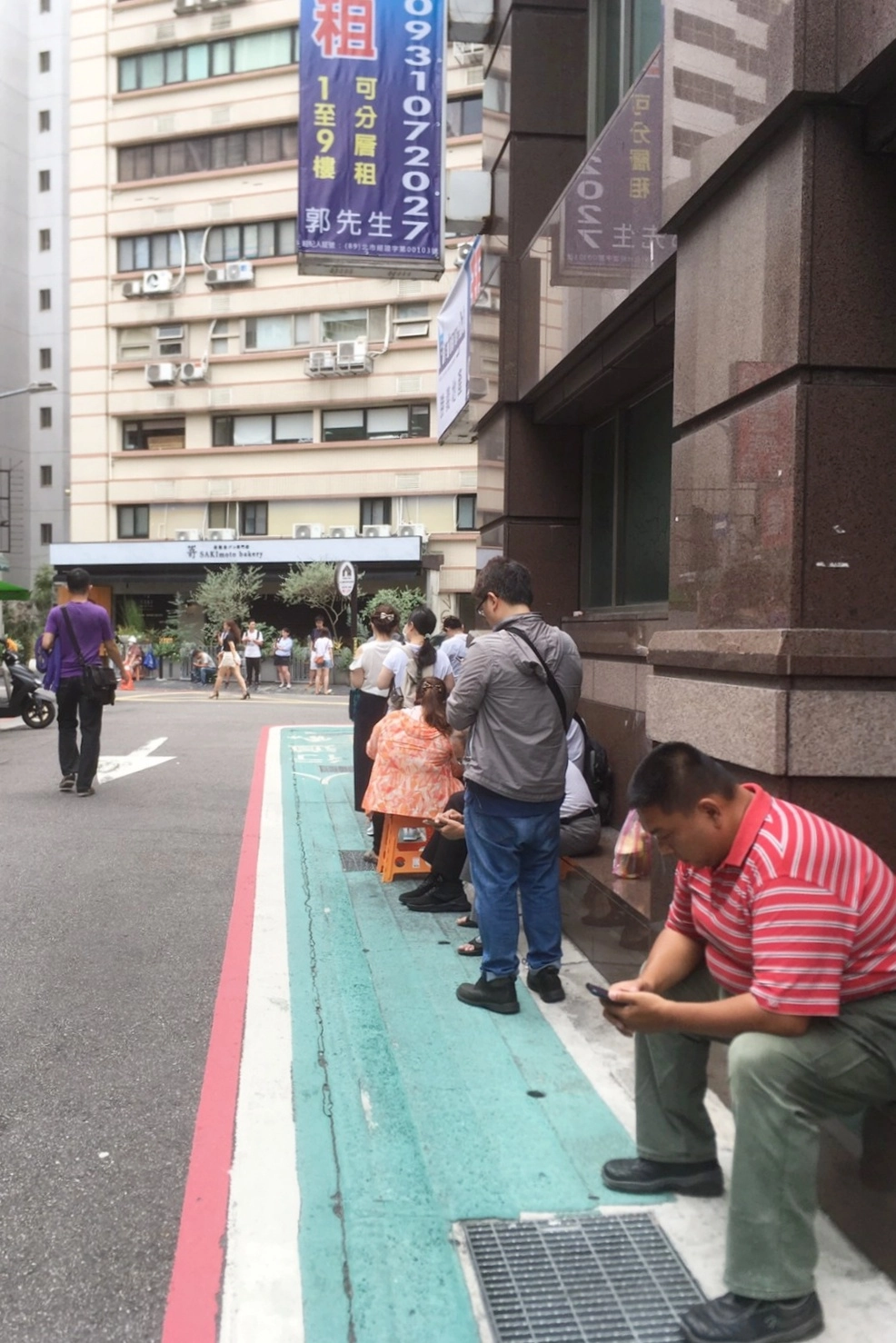 台北信義｜嵜本高級生吐司專門店 SAKImoto Bakery．日本第一生吐司品牌信義門市，內用開放網路預約 @飛天璇的口袋