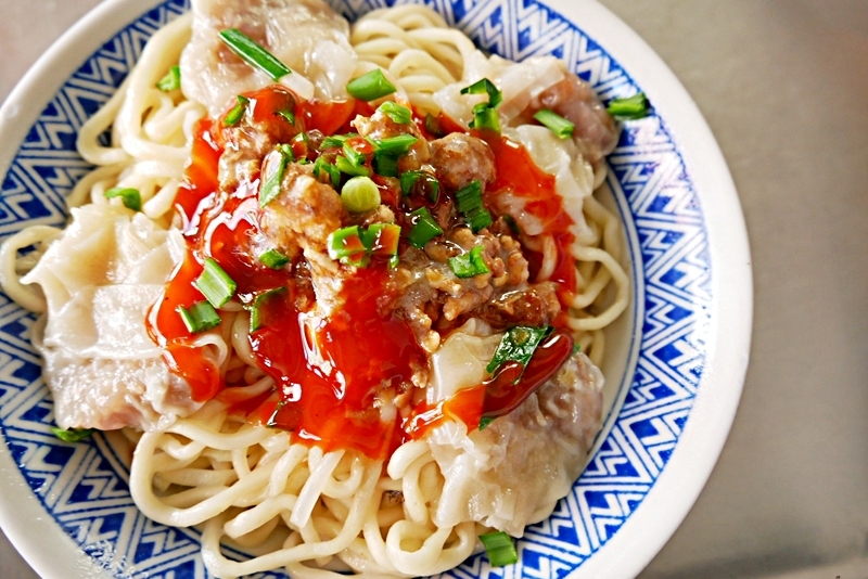 【台中大甲】王元吉炸粿：大甲沒有扛棒的炸粿店，沒有招牌還是賣了一百年 @飛天璇的口袋