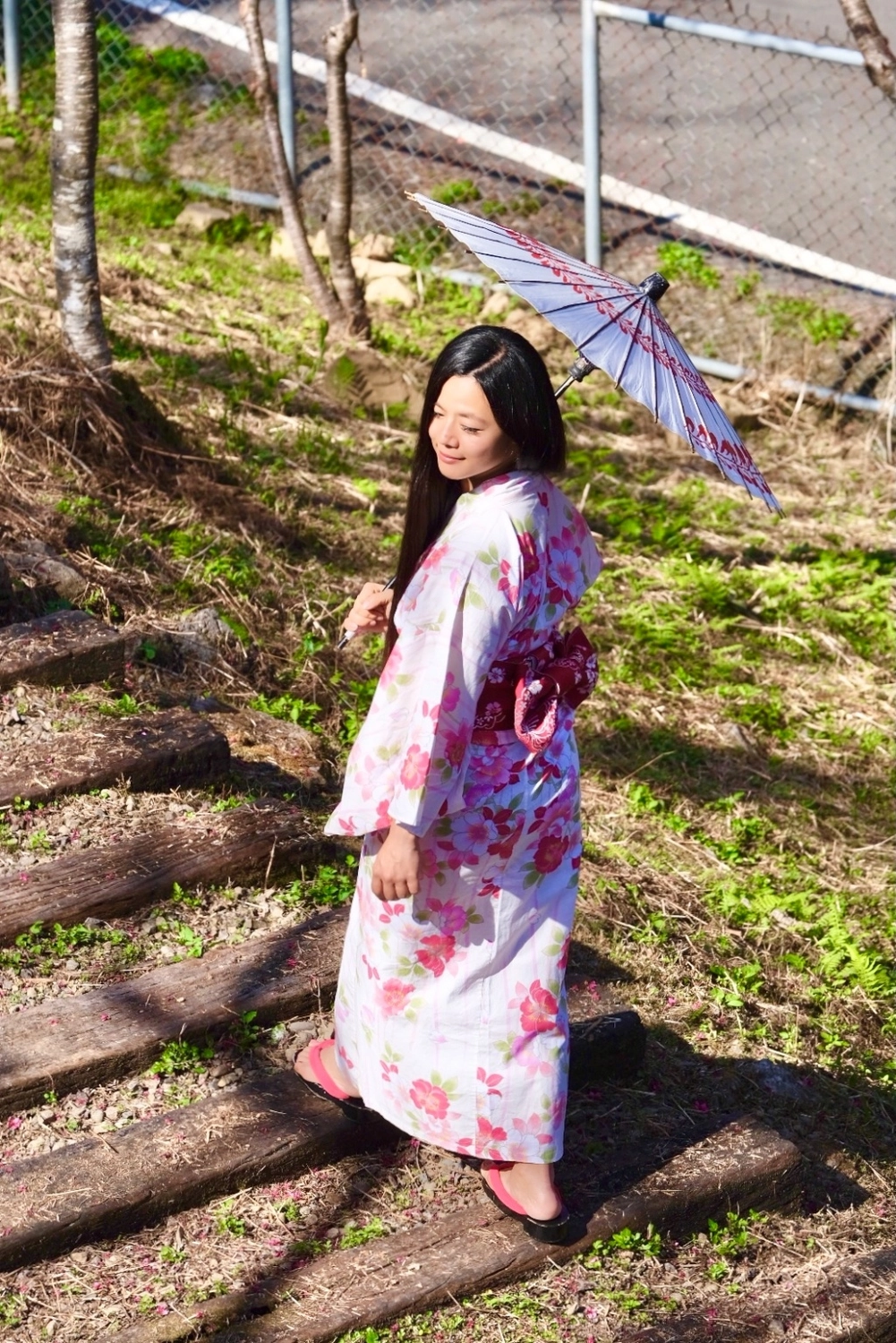 新竹五峰｜悅峰山莊，坐擁整片盛開山櫻花美景，新竹五峰豪華包棟民宿 @飛天璇的口袋